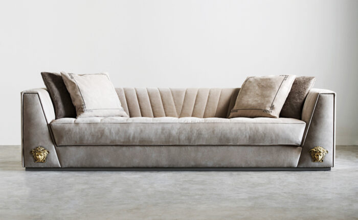 SALON VERSACE – Image 1